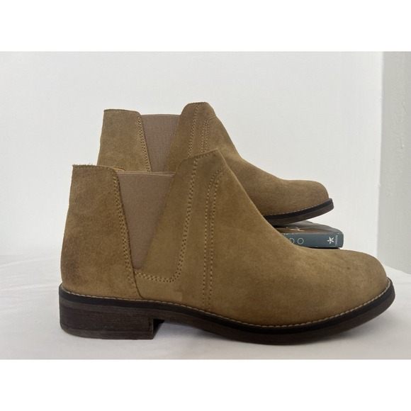 Clarks‎ Demi Beat Boho Ankle Boots Booties Pull On Casual Shoes Sand Suede 7.5M - Picture 2 of 10